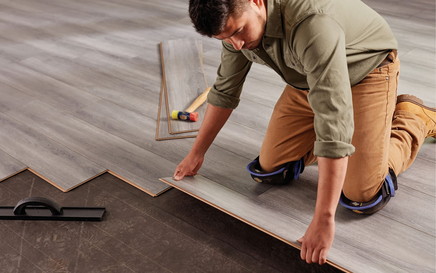 چیدورا گامان؛ راهنمای هوشمند انتخاب محصول مناسب برای هر فضا 10 laminate floor