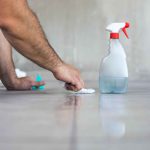 تمیز کردن چسب از روی سرامیک