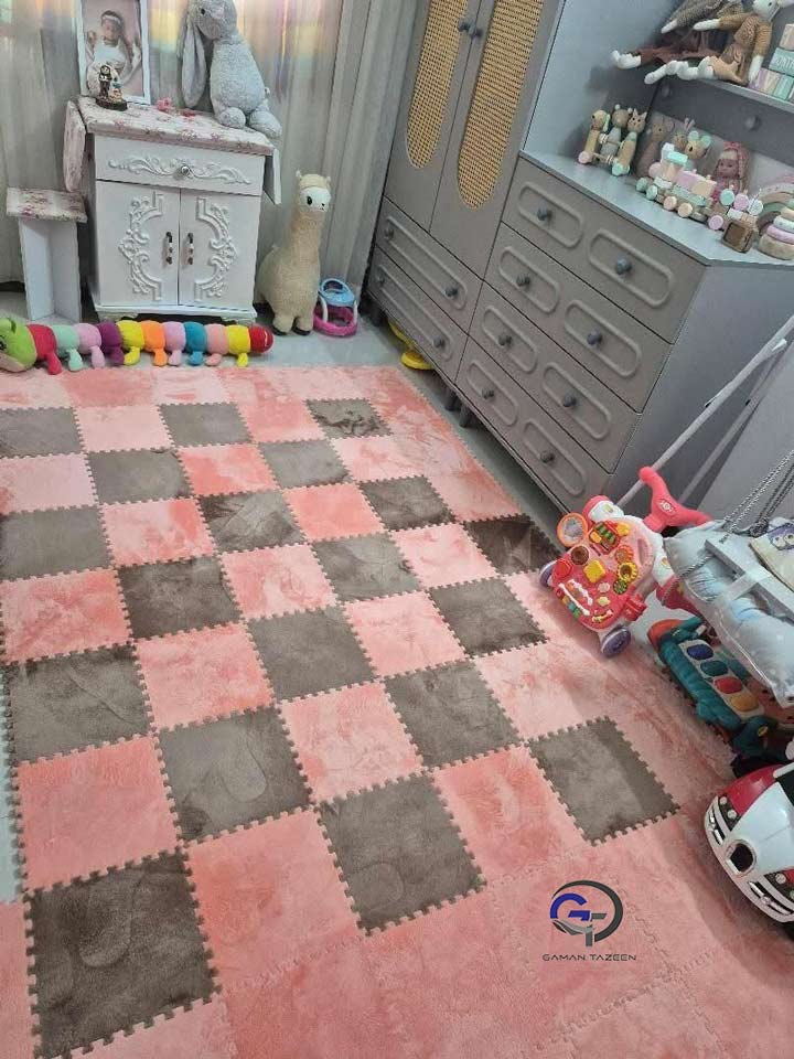 موکت پازلی سرکار خانم متقی از بلوار دانشجو مشهد 3 motaghi2